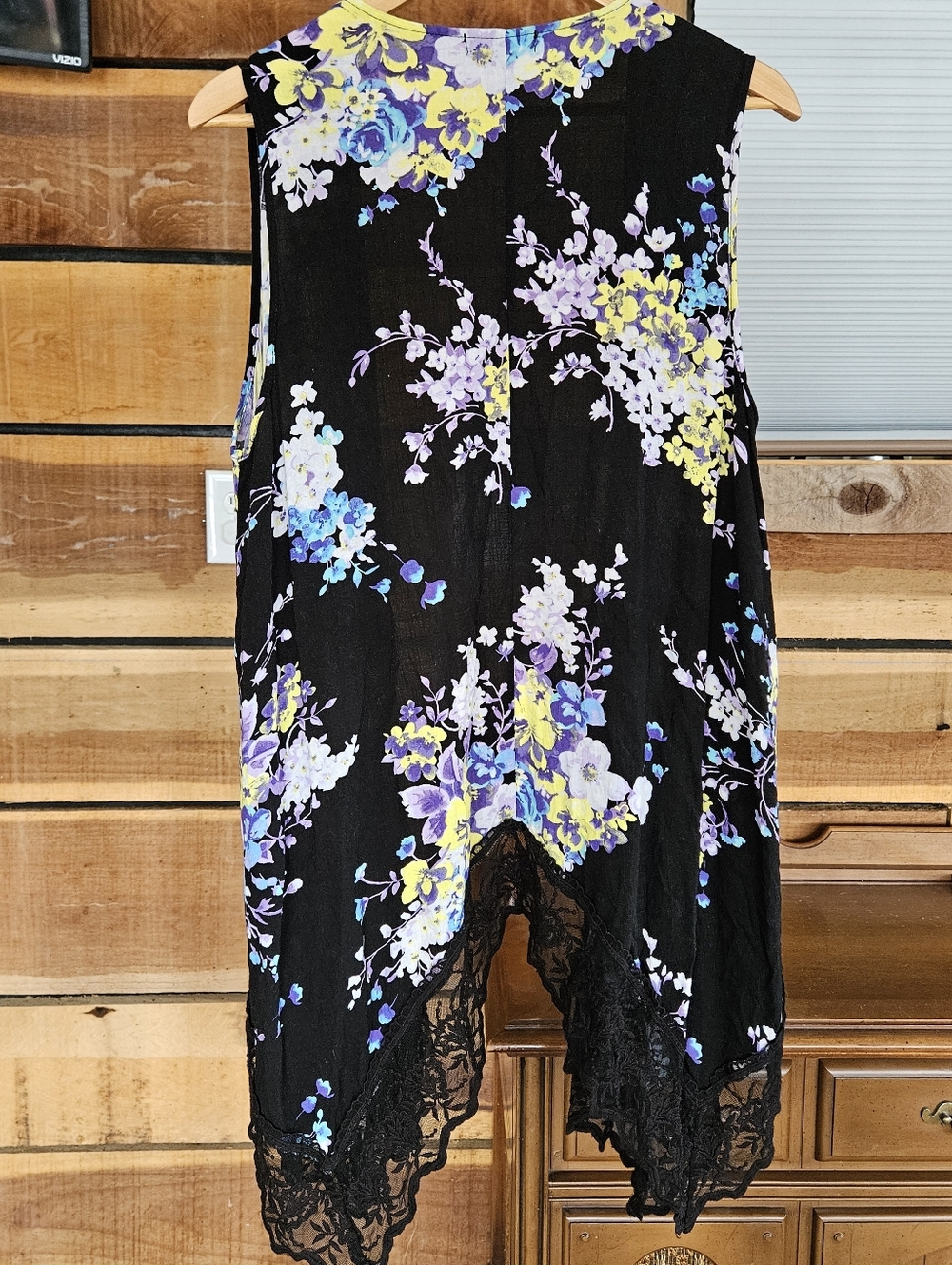 Torrid Vibrant Floral Lace-Trim Sleeveless Open Vest Whimsigoth 1X - Picture 4 of 7